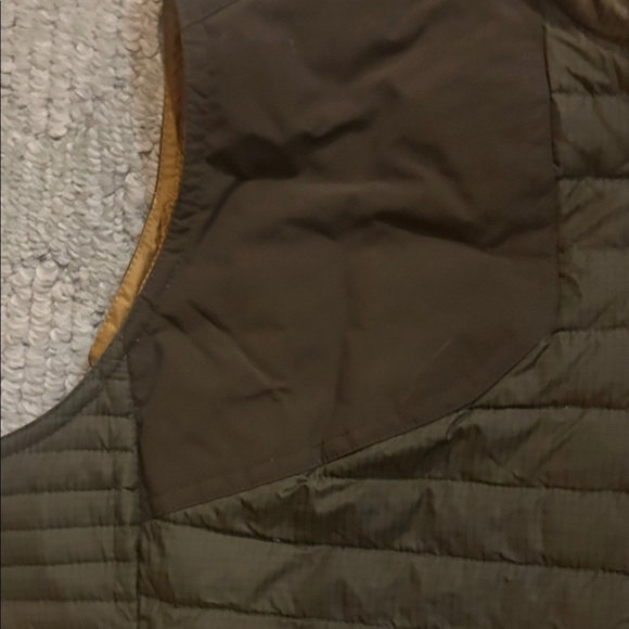 Eddie Bauer Olive Green Women's Puffer Vest - Picture 4 of 10